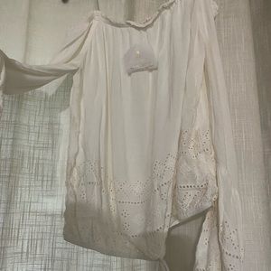 Cute strapless white top !! Brand new !! Size small!